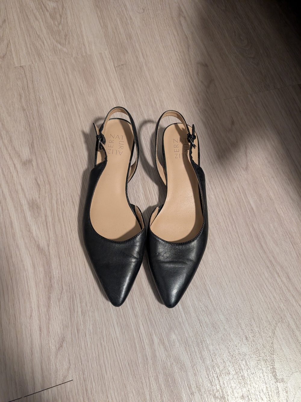 Naturalizer Black Pointed Toe Slingback Flats